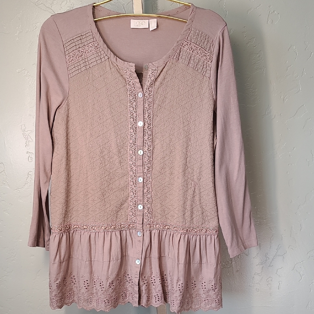 LOGO by Lori Goldstien Lavish Embroidered Eyelet Lace Tunic Top